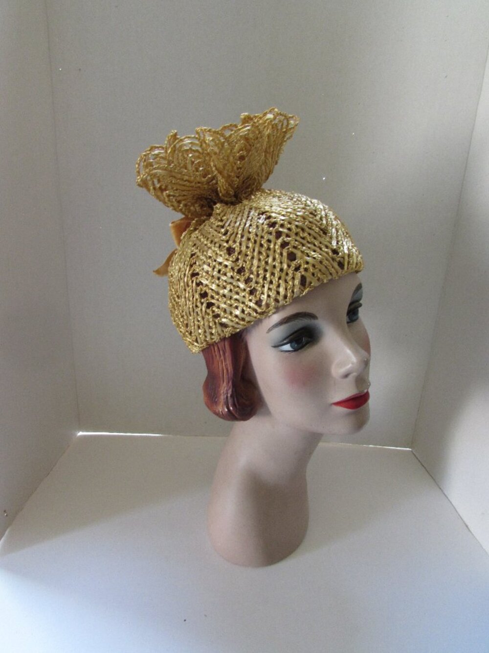 Vintage Hat Mustard Tone Raffia Soaring Plume
